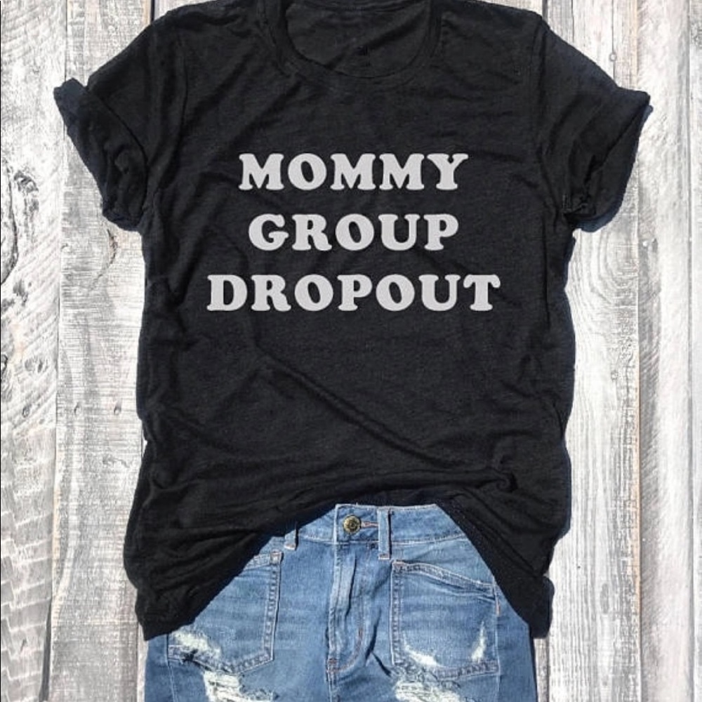 Mommy Group Dropout Graphic Tee